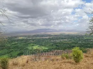 Tourist Land for Sale in Manyara