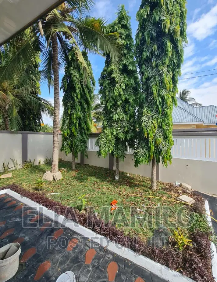 3bdrm House in Bunju A for sale