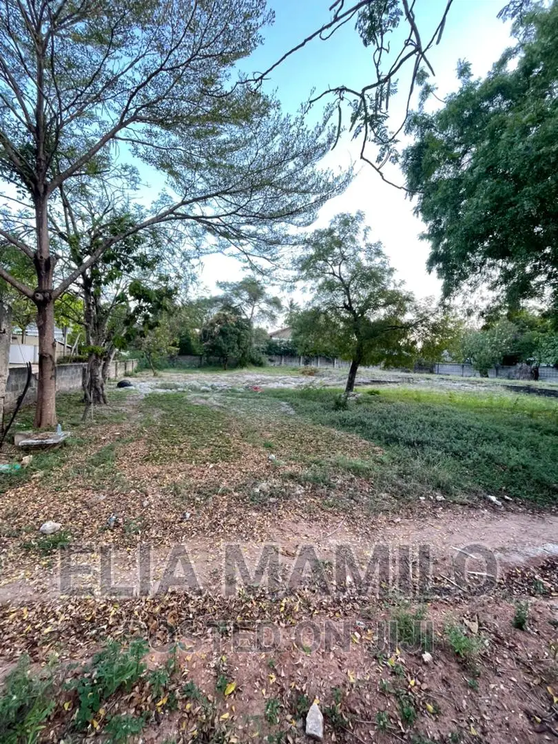 Beach Plot for Sale in Mbezi Beach.