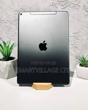 Apple iPad Air 64 GB Black