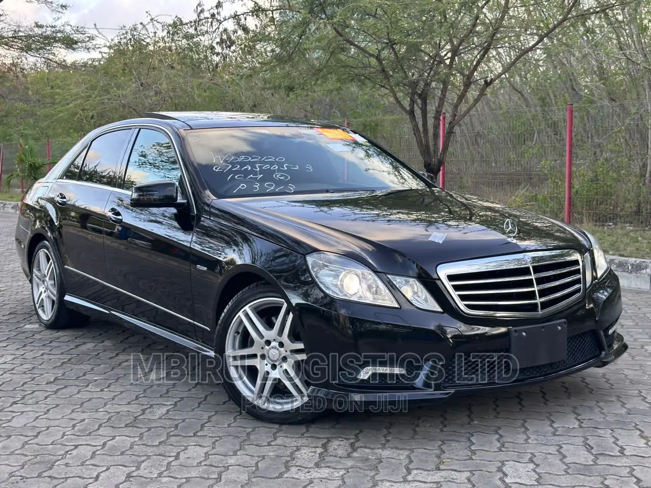 Mercedes-Benz E250 2011 Black