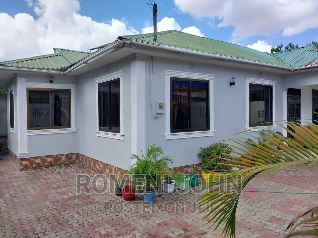 3bdrm House in Tanzania Dsm Ubungo, Ilala for rent