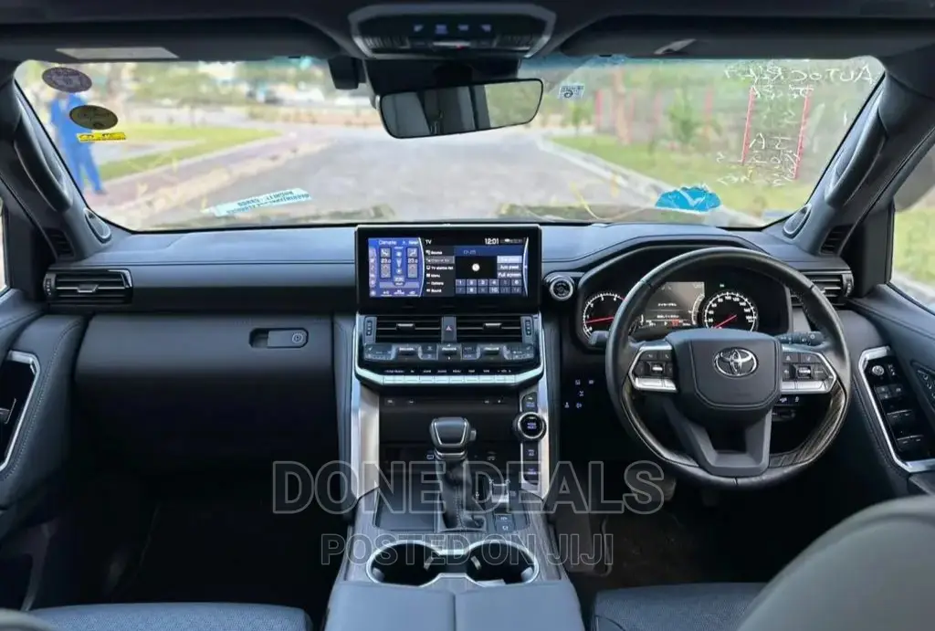 Toyota Land Cruiser 2023 Black