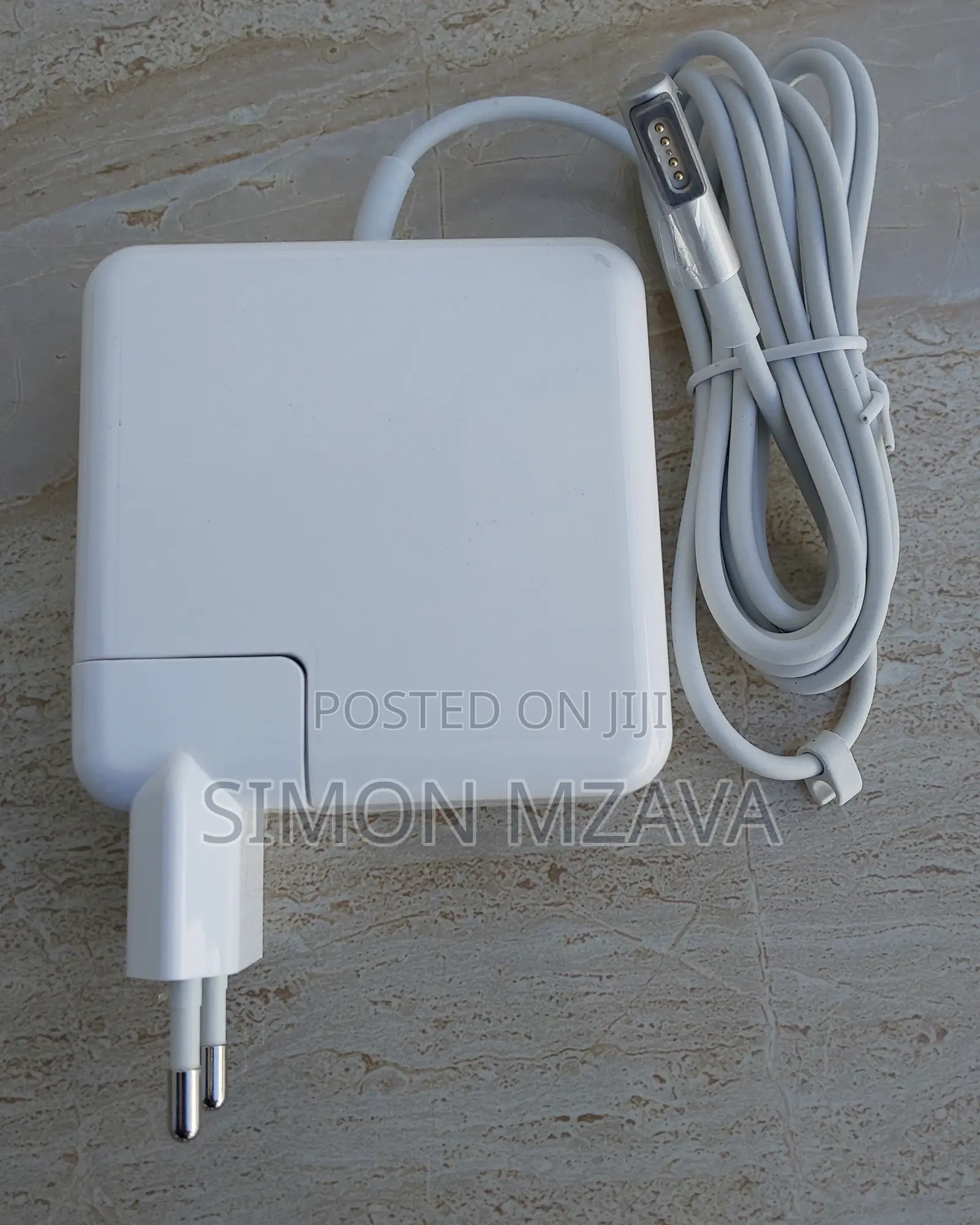 Original Quality Apple Macbook Charger for Macbook Pro Air.