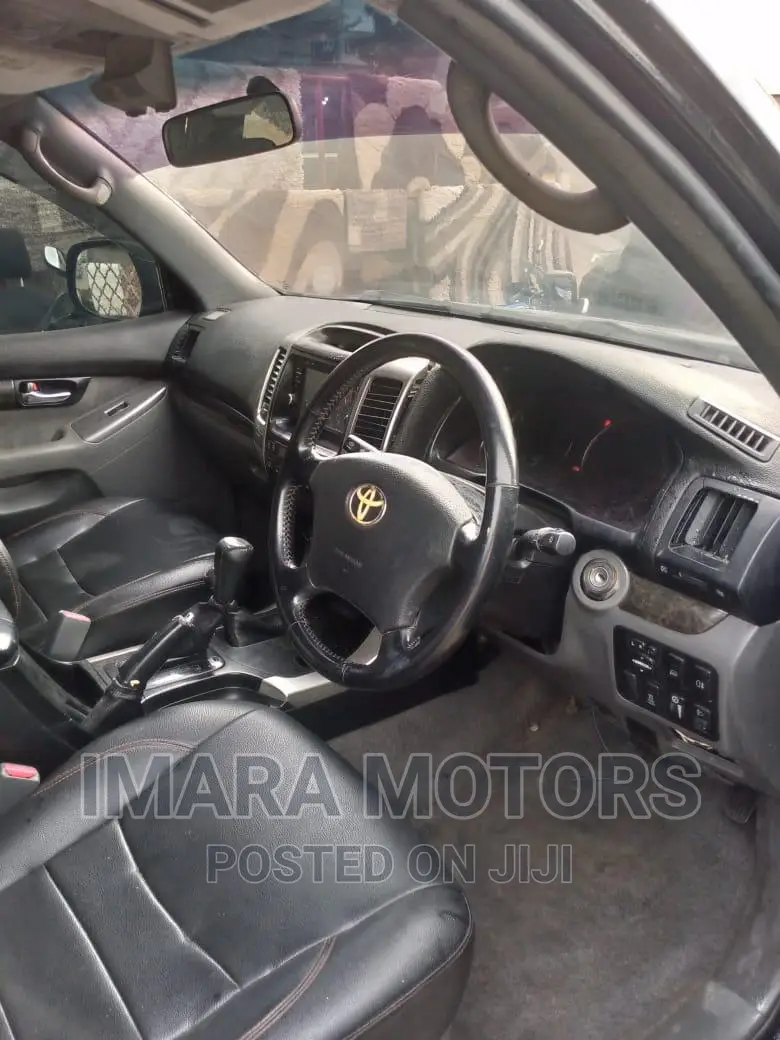 Toyota Land Cruiser Prado 2007 Black