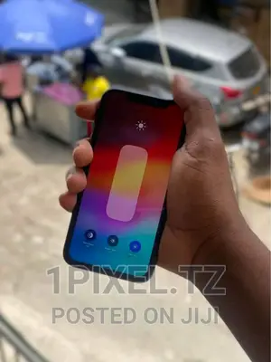 Apple iPhone 11 64 GB White