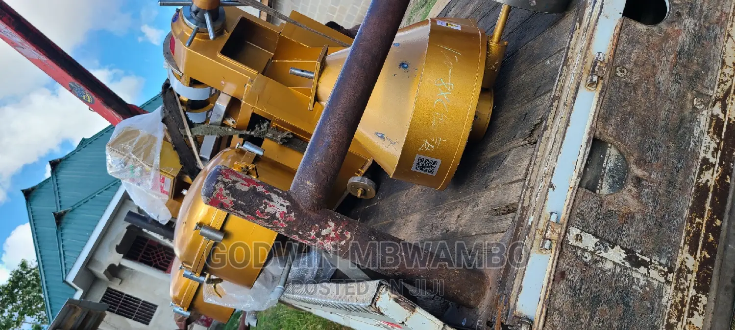 Tunauza Mashine Za Kukamulia Mafuta Ya Alizeti /Oil Press