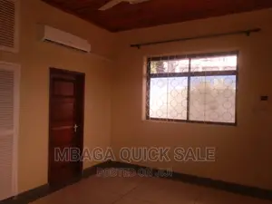 12bdrm House in Mbaga Estate, Oyster Bay for rent