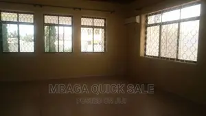 12bdrm House in Mbaga Estate, Oyster Bay for rent