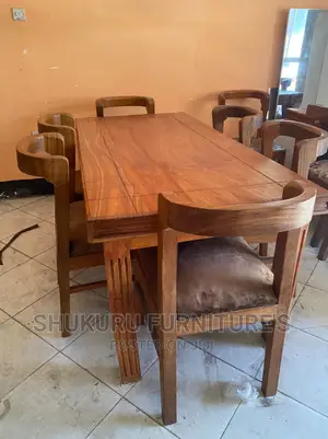 Meza Ya Chakula Mbao Ngumu