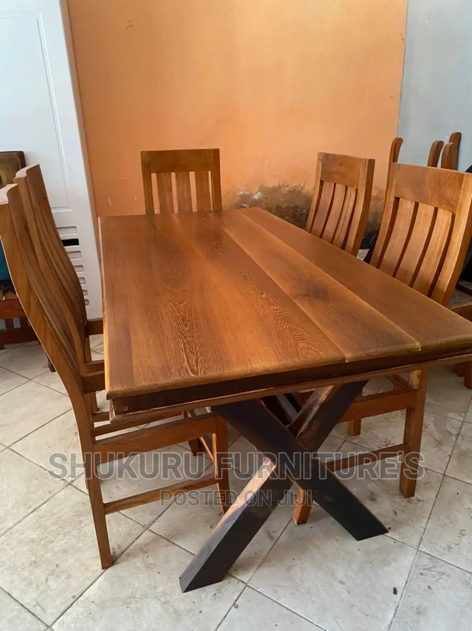 Dinning Table