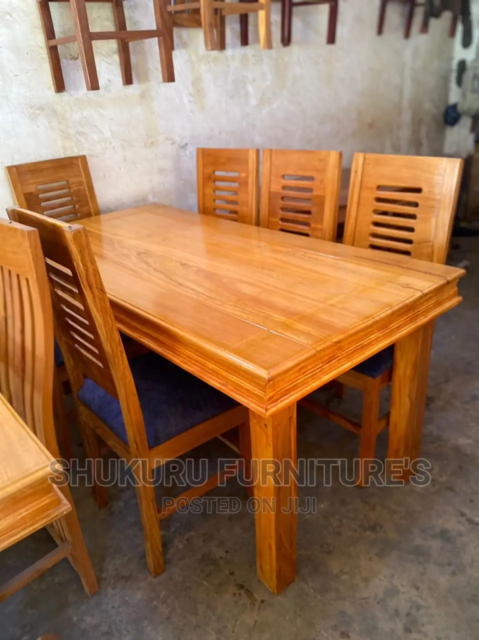 Dinning Table