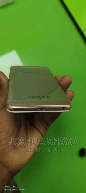 Oppo F1s 64 GB Gold