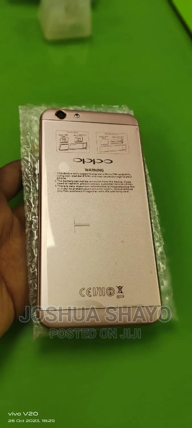 Oppo F1s 64 GB Gold