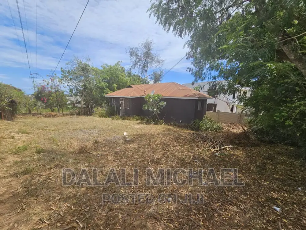 Plot for Sale Salasala.#.