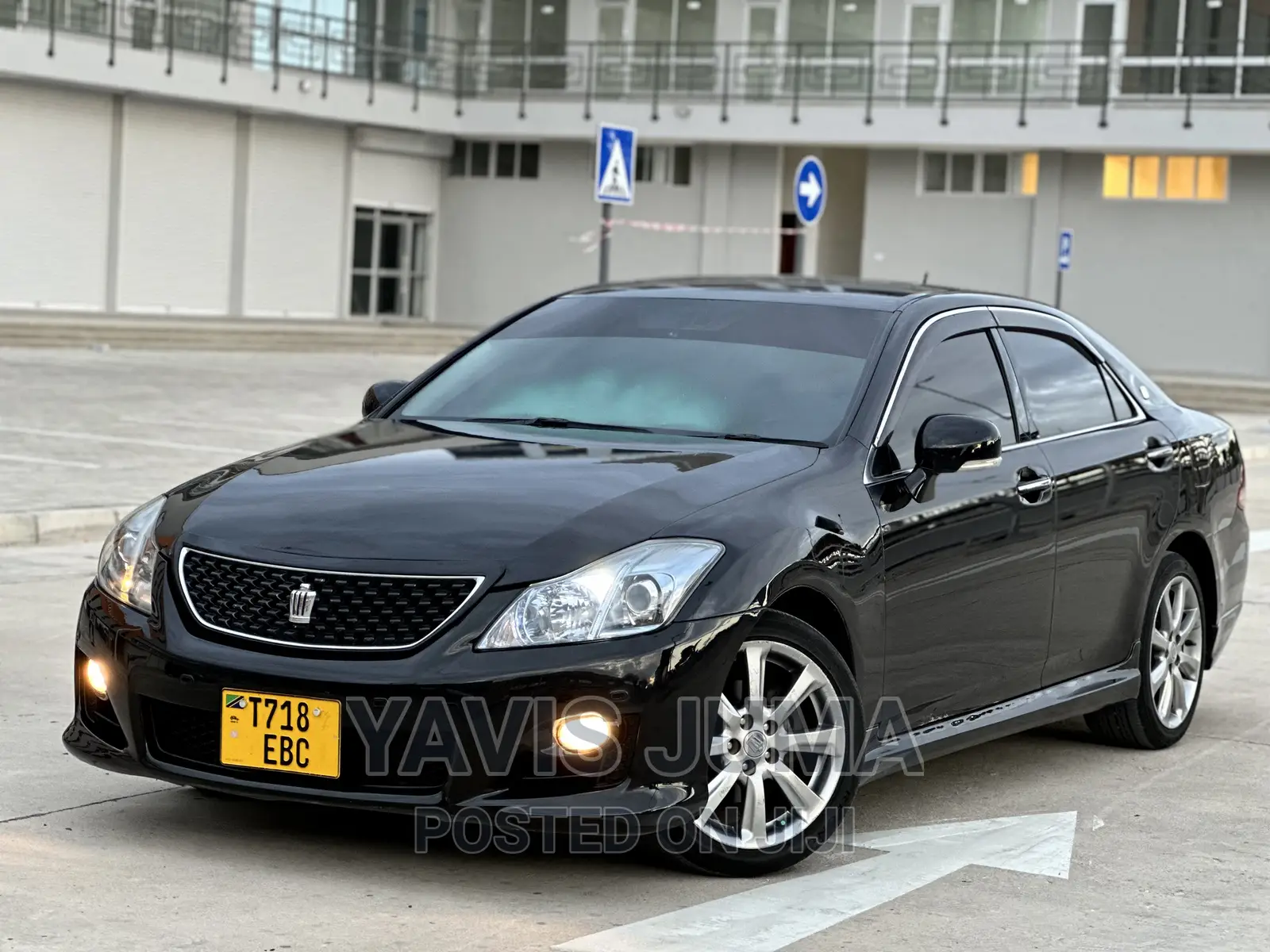 Toyota Crown 2008 Black