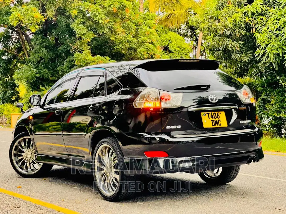 Toyota Harrier 2006 Black