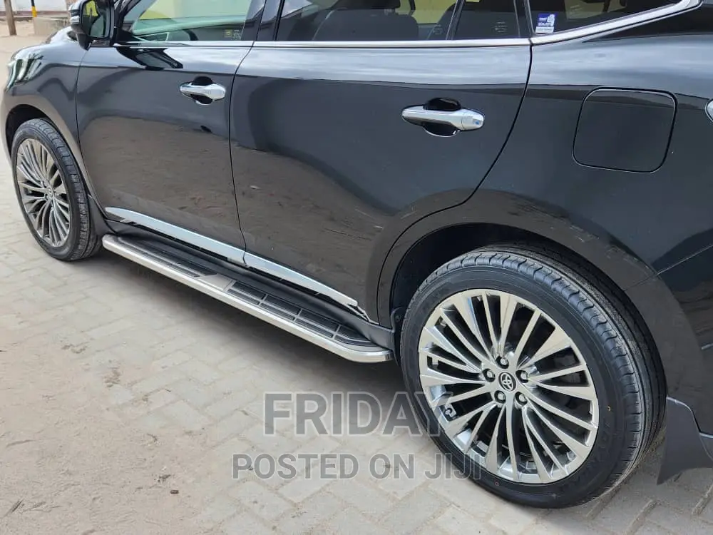 Toyota Harrier 2.5 Hybrid 4WD 2016 Black
