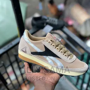Reebok's Sneakers Original