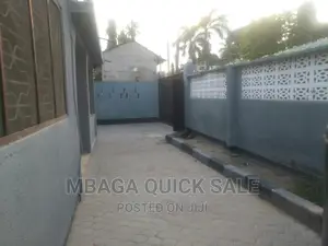 4bdrm House in Mikocheni for rent