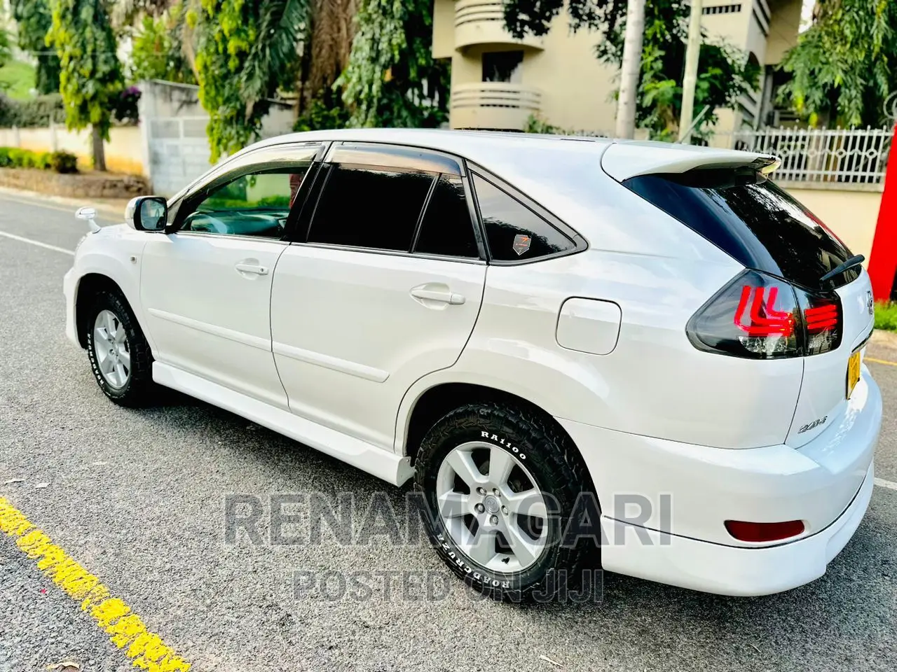 Toyota Harrier 2006 White