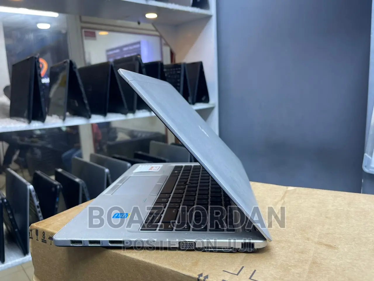 New Laptop HP Folio 13 8GB Intel Core I5 HDD 500GB