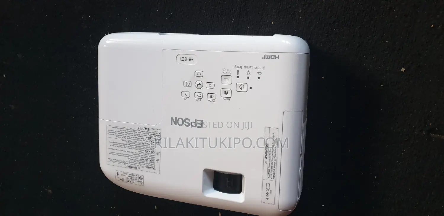 EPSON Projector Eb-E01 3300L