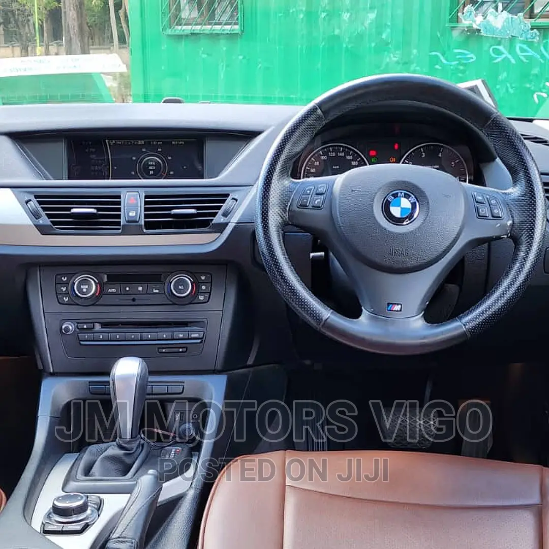 BMW X1 2011 Black