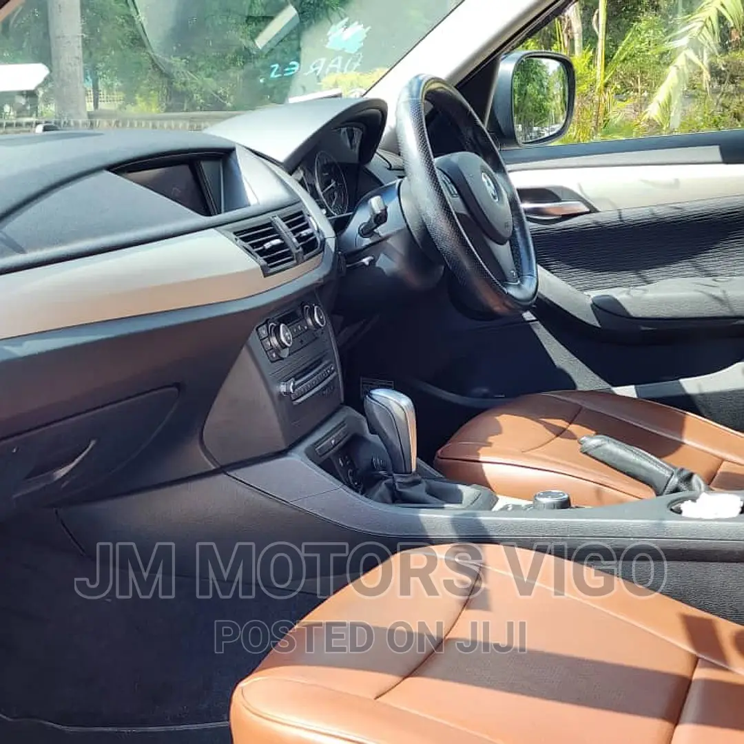 BMW X1 2011 Black