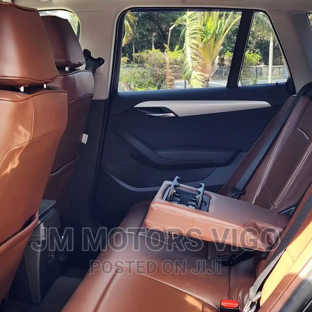BMW X1 2011 Black