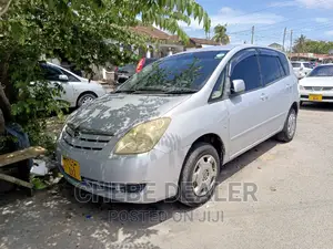 Toyota Corolla Spacio 2005 Silver