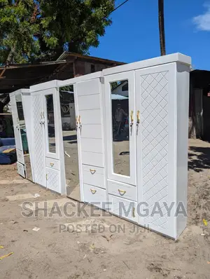 Kabati Za Nguo Mbao Ni Nzuri Sana Karibu Sana