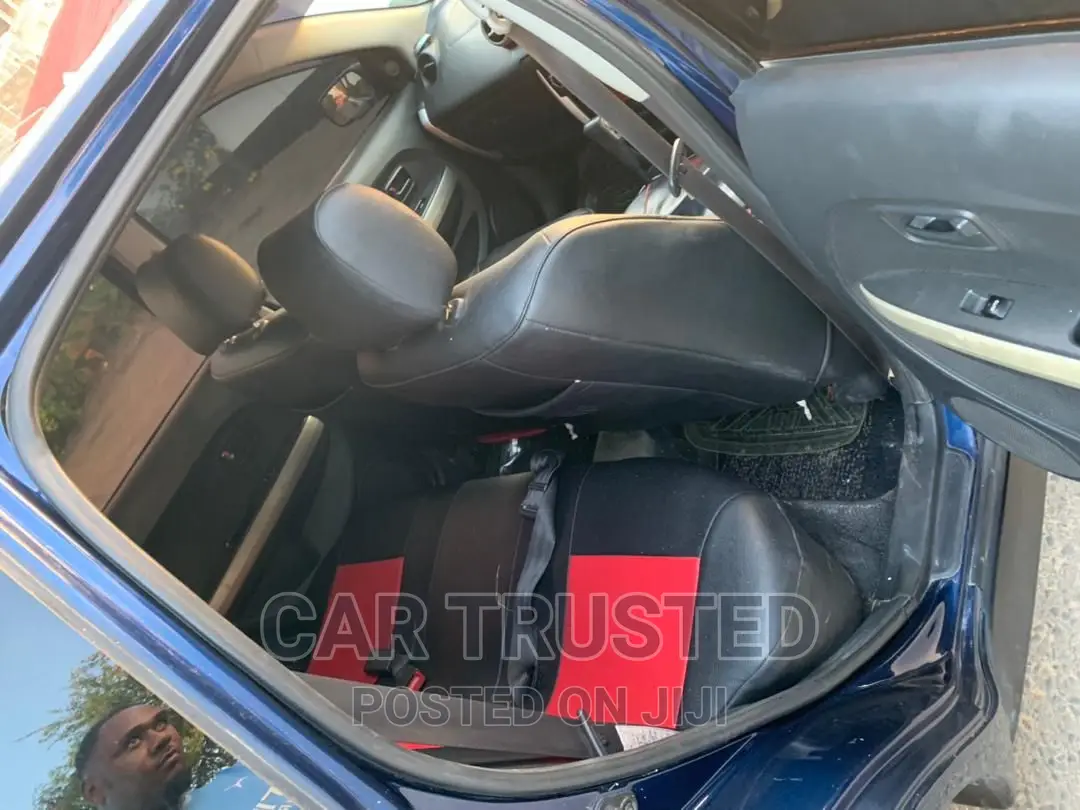 Toyota IST 2003 Blue