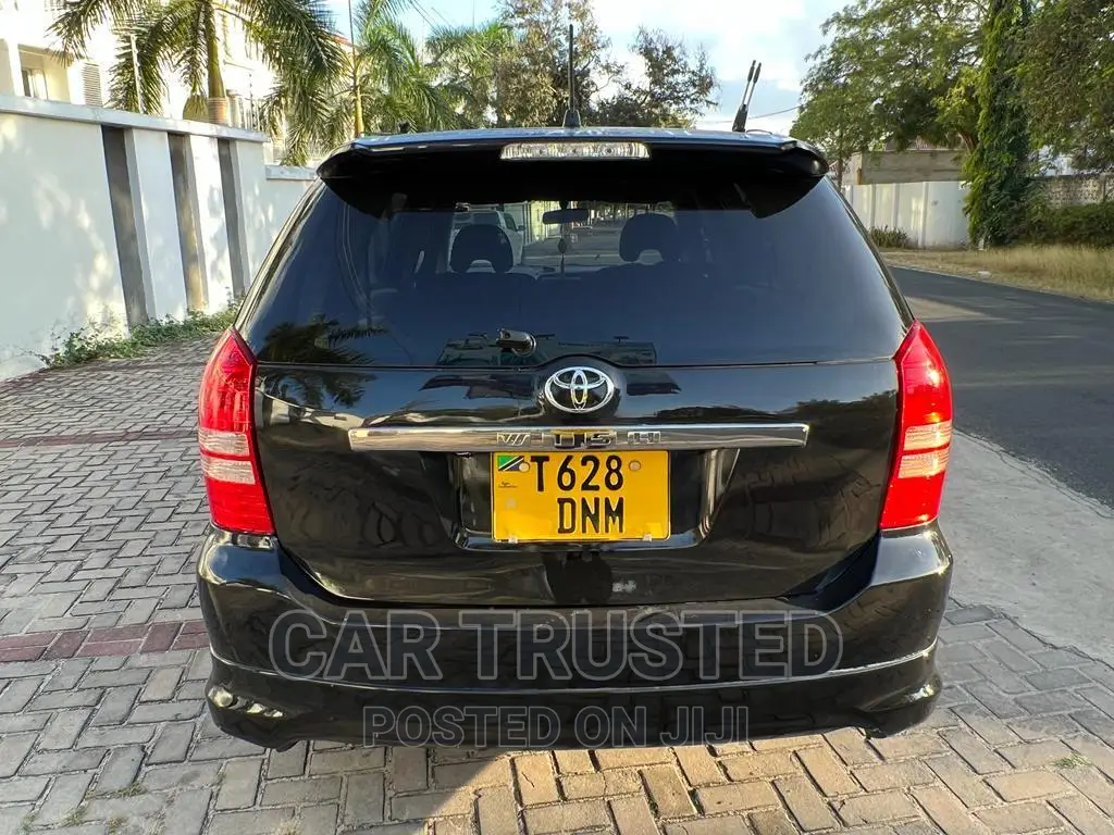 Toyota Wish 2004 Black