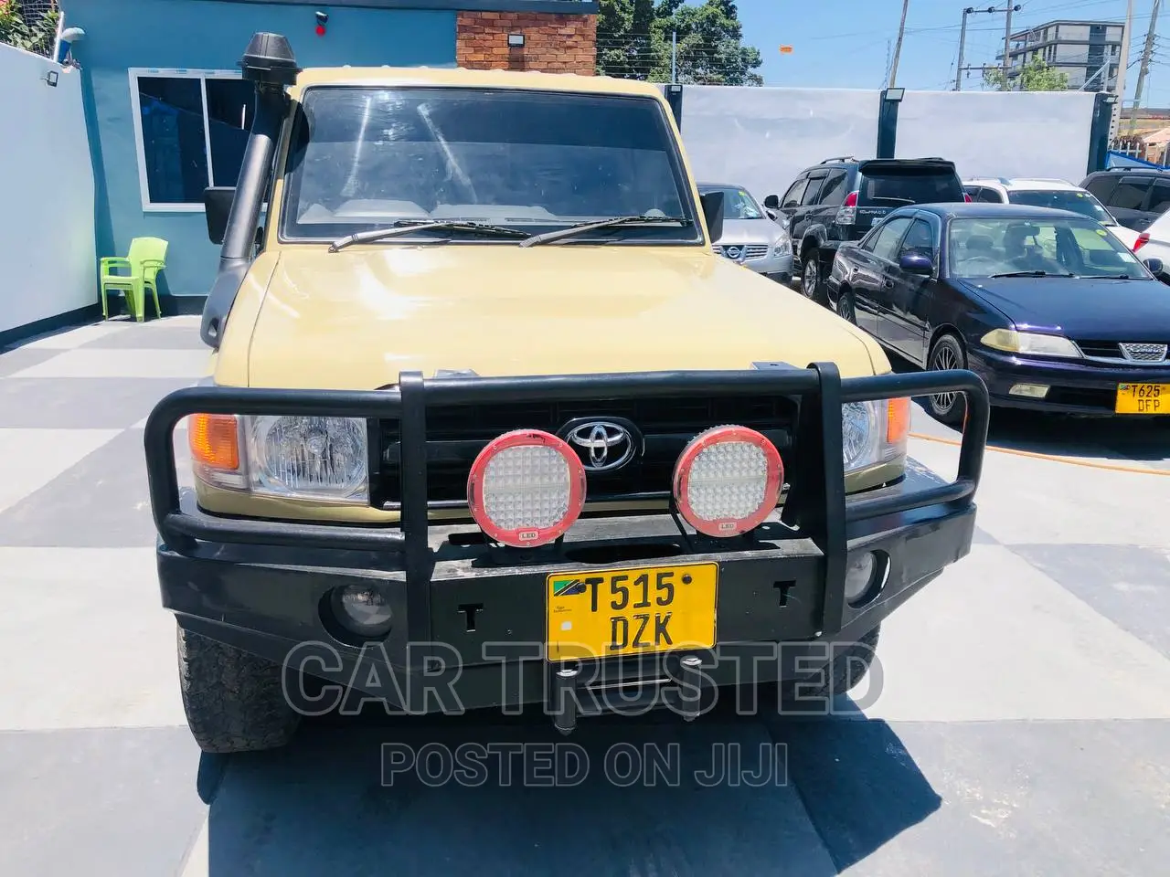 Toyota Land Cruiser 2010