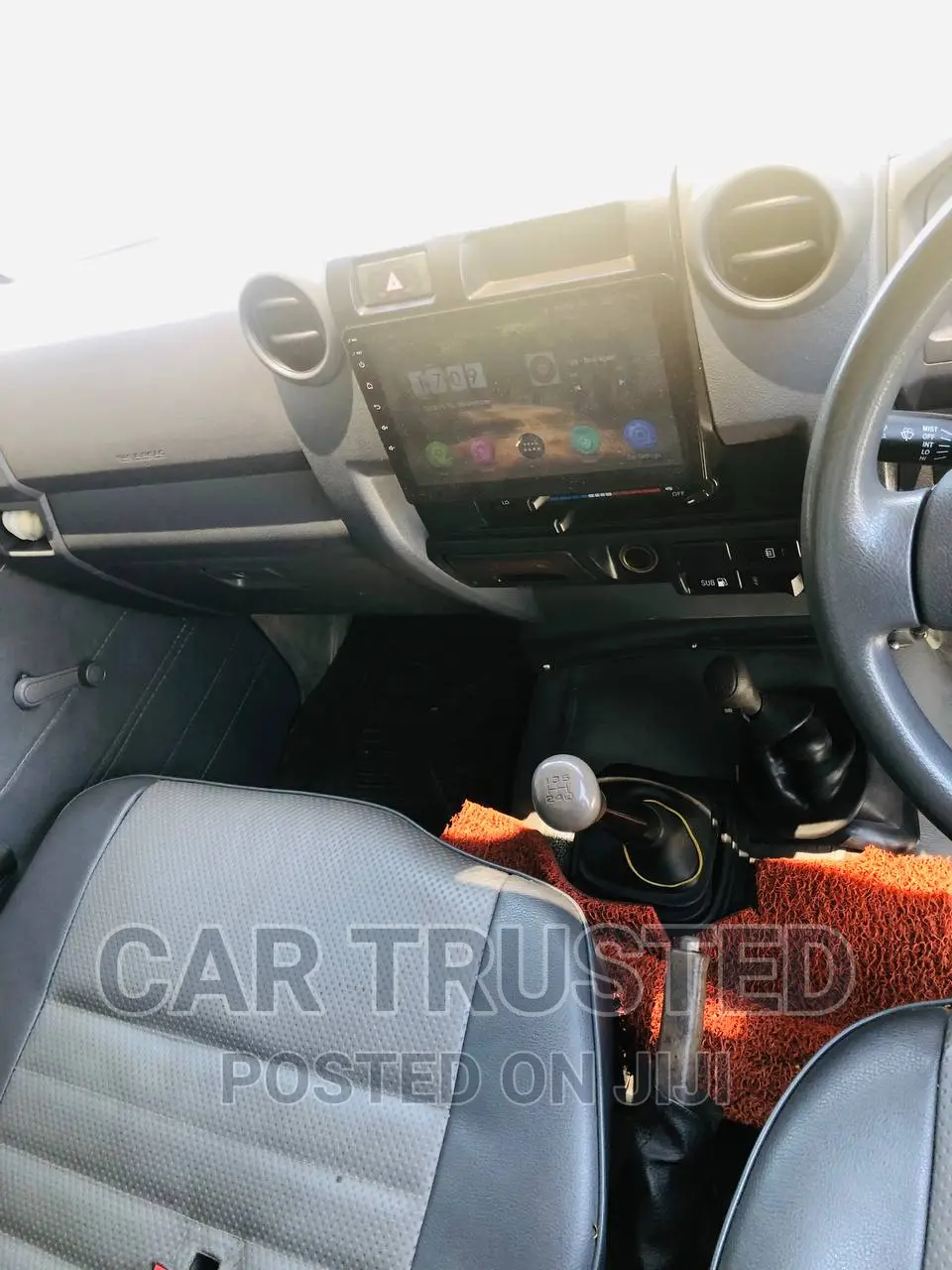 Toyota Land Cruiser 2010
