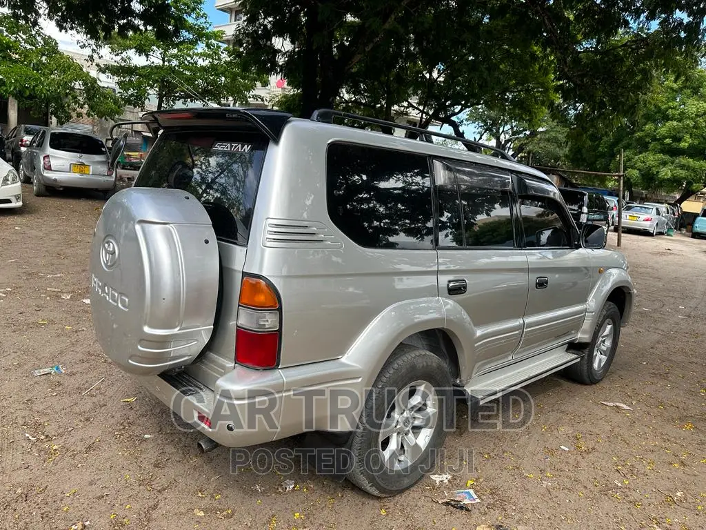 Toyota Land Cruiser Prado 2.7 16V 3dr 1999 Silver