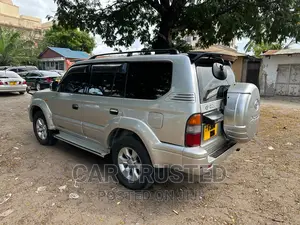 Toyota Land Cruiser Prado 2.7 16V 3dr 1999 Silver