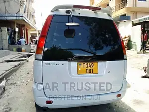 Toyota Noah 2.0 AWD (8 Seater) 2001 White