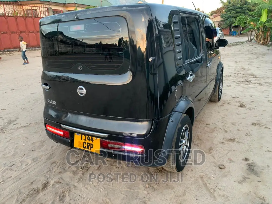 Nissan Cube 2002 Black