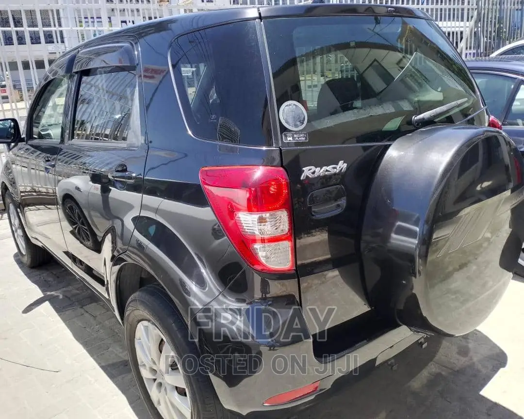 Toyota Rush 1.5 RWD 2008 Black