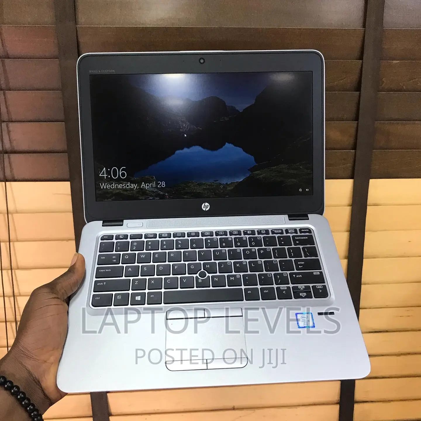Laptop HP EliteBook 820 G3 8GB Intel Core I5 HDD+SSD 500GB