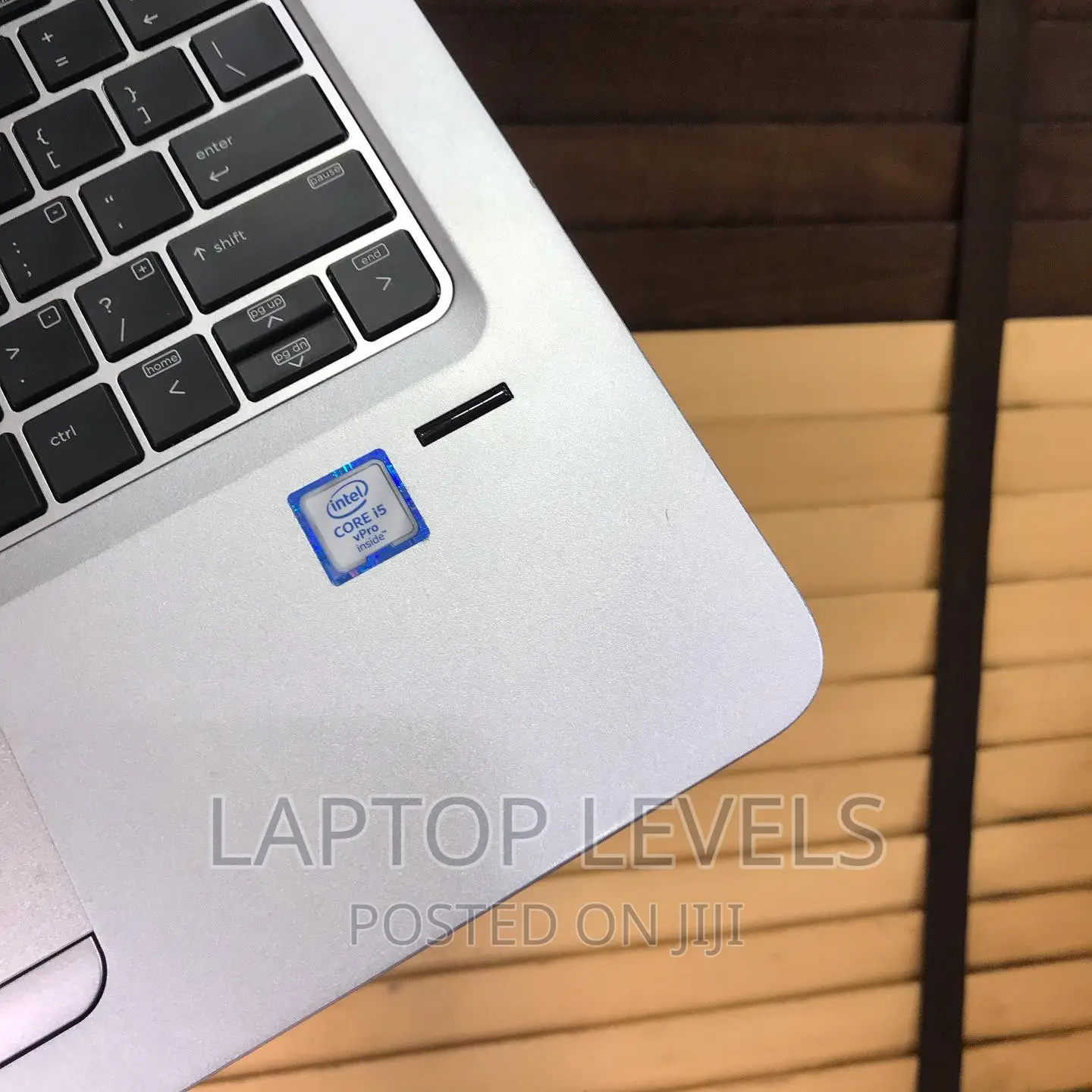 Laptop HP EliteBook 820 G3 8GB Intel Core I5 HDD+SSD 500GB