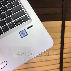 Laptop HP EliteBook 820 G3 8GB Intel Core I5 HDD+SSD 500GB
