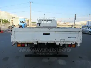 Mitsubishi Cnter Truck