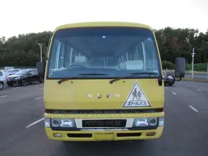 Mitsubishi Fuso Rosa 1997 Yellow