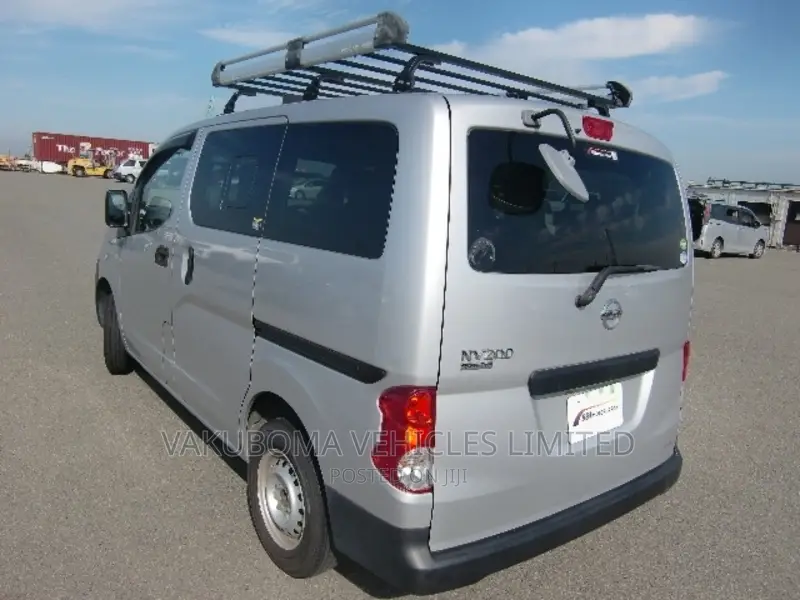 Nissan NV200 2015 Silver