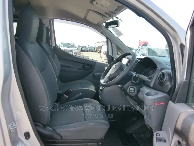 Nissan NV200 2015 Silver
