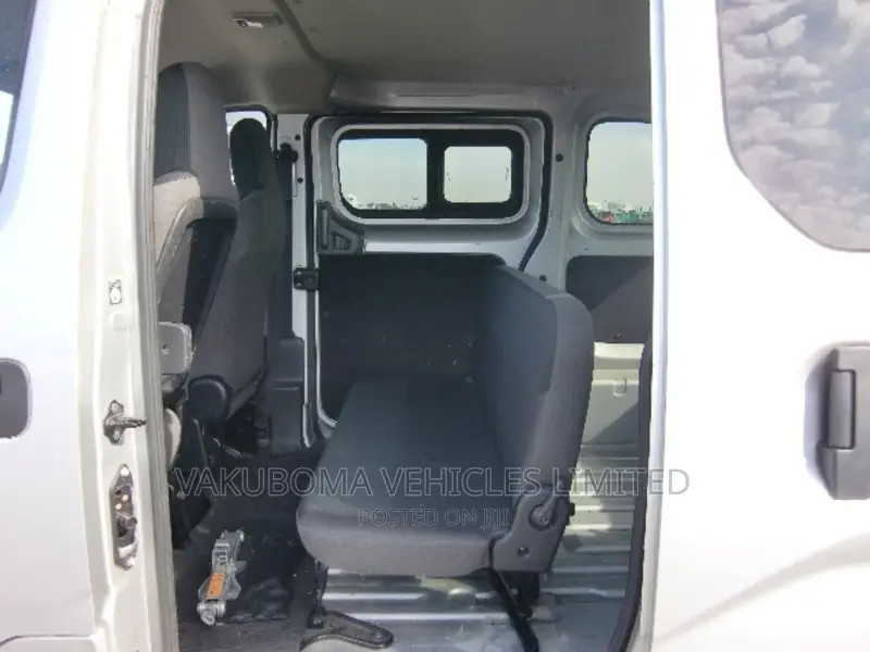 Nissan NV200 2015 Silver