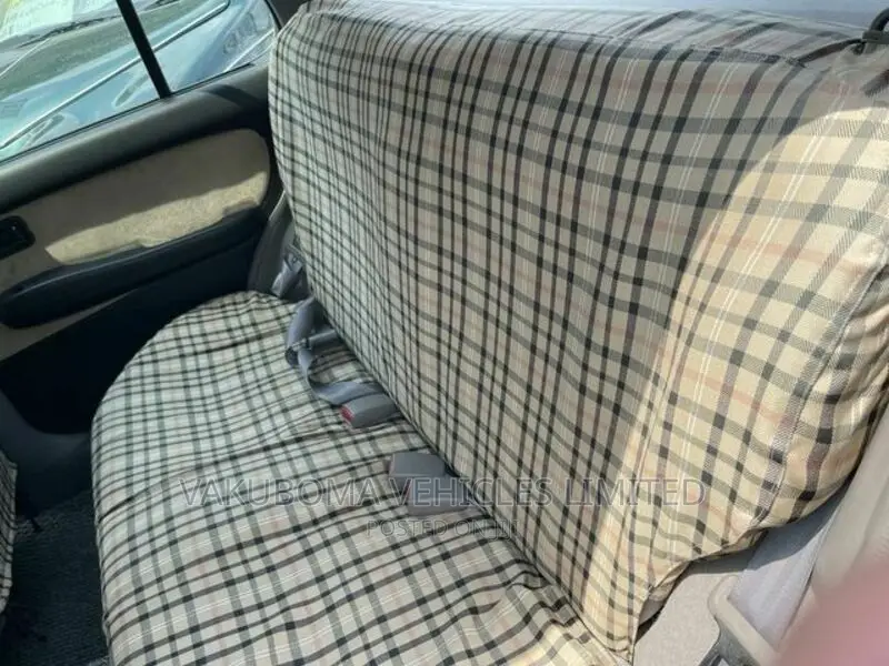 Nissan March 2001 Beige